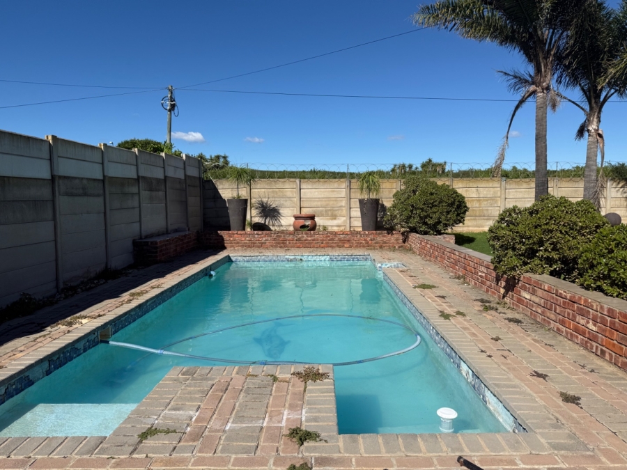 3 Bedroom Property for Sale in Campher Park Eastern Cape